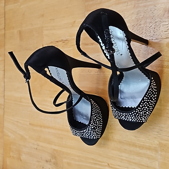 Shoedazzle black pumps size 7.5 - Picture 5 of 9